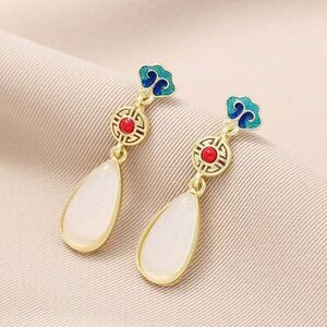 Vintage style dangle earrings N311